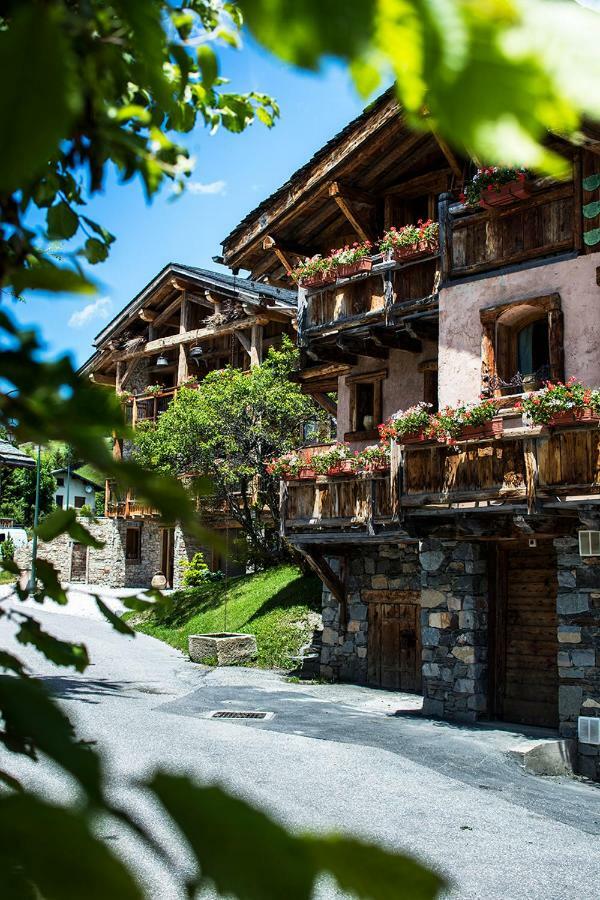 La Bouitte - Hotel Relais & Chateaux Saint-Martin-de-Belleville Bagian luar foto